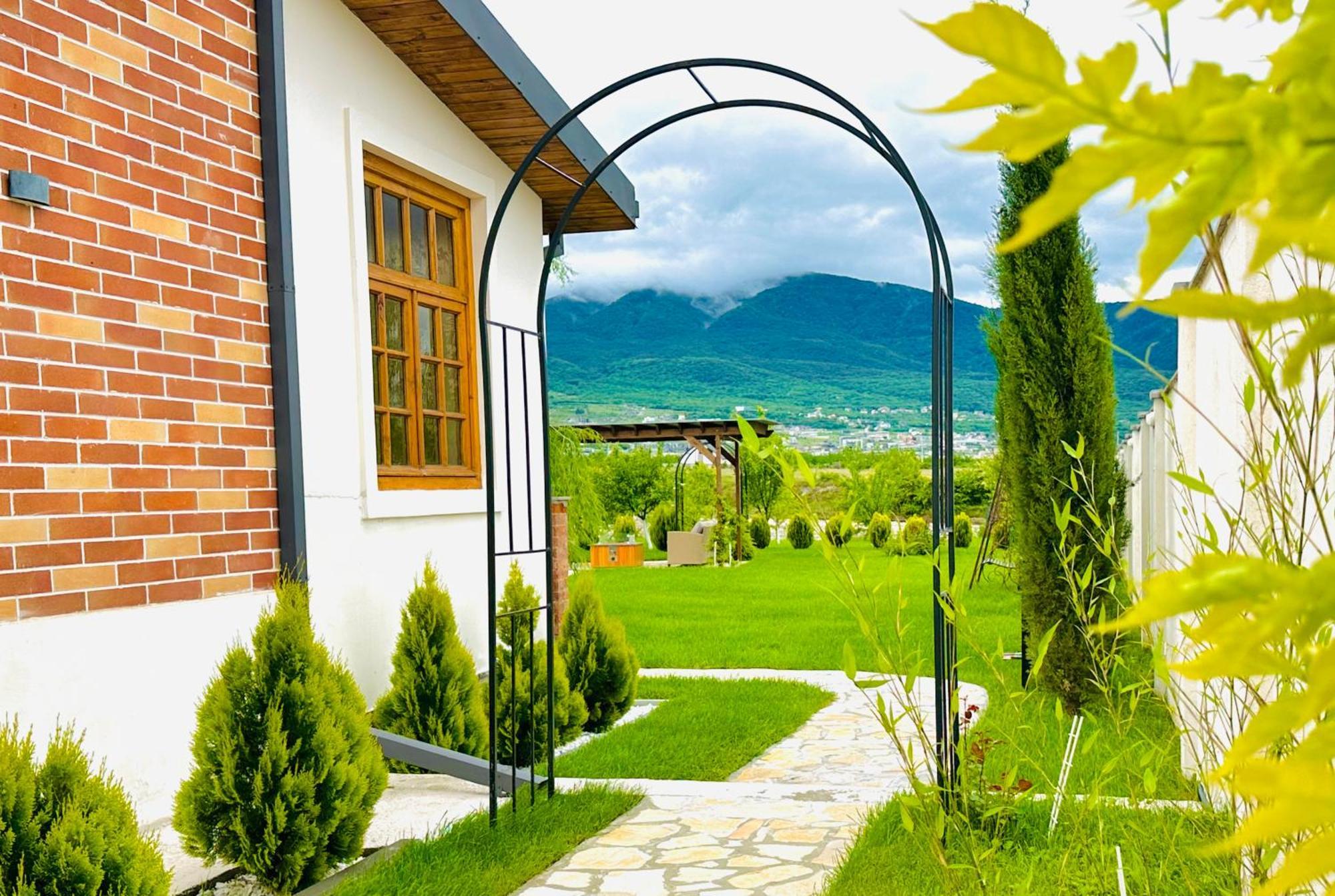 Entire Villa Near Tbilisi Nature Reserve With Panoramic View Mtskheta Ngoại thất bức ảnh